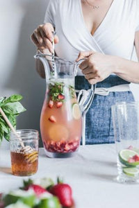 Summer Mānuka honey drinks for the whole family